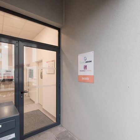 Appartement PIERRICK - Studio proche gare, Wifi, arrivée 24 24 à Le Mans Extérieur photo