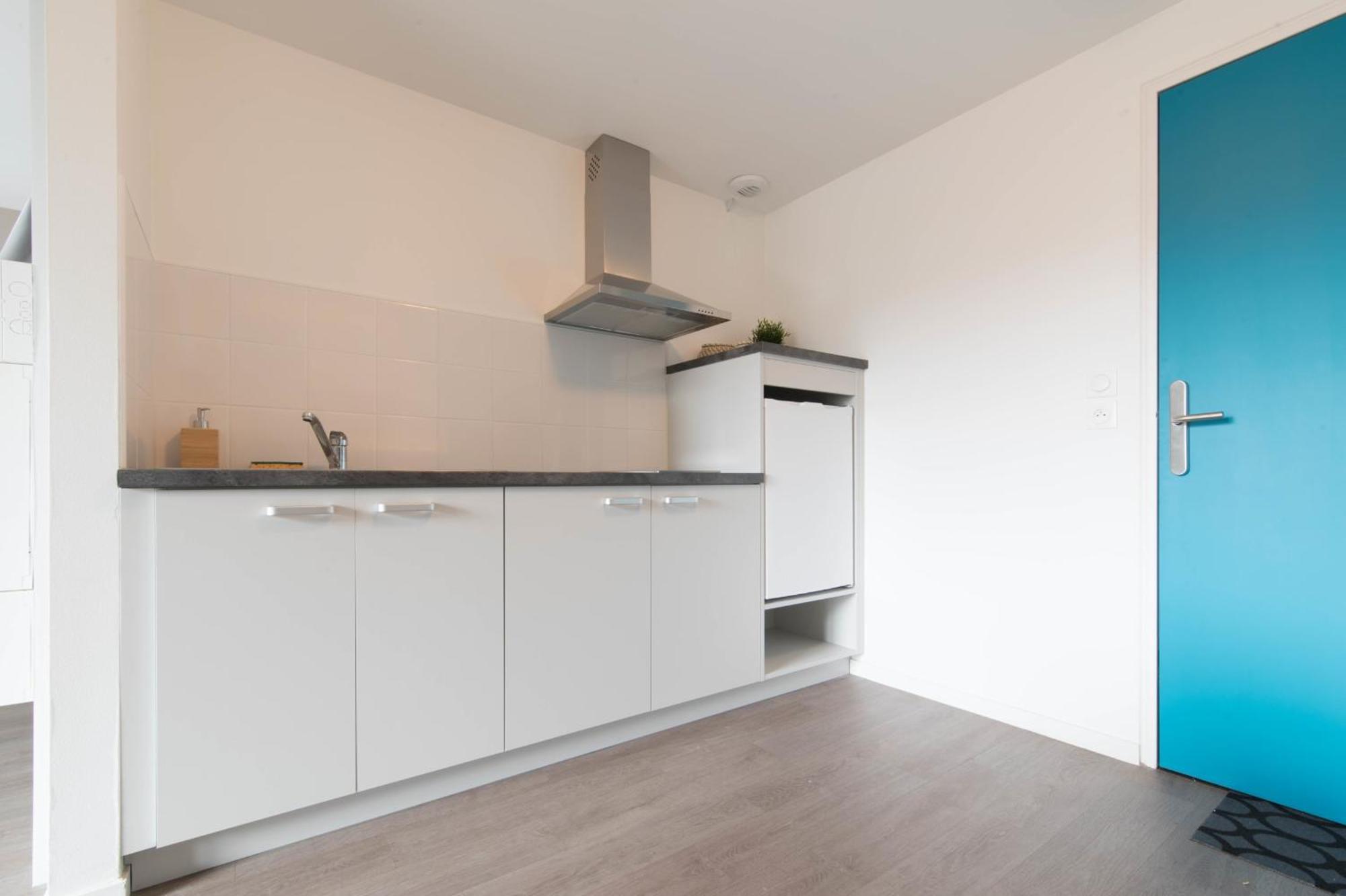 Appartement PIERRICK - Studio proche gare, Wifi, arrivée 24 24 à Le Mans Extérieur photo