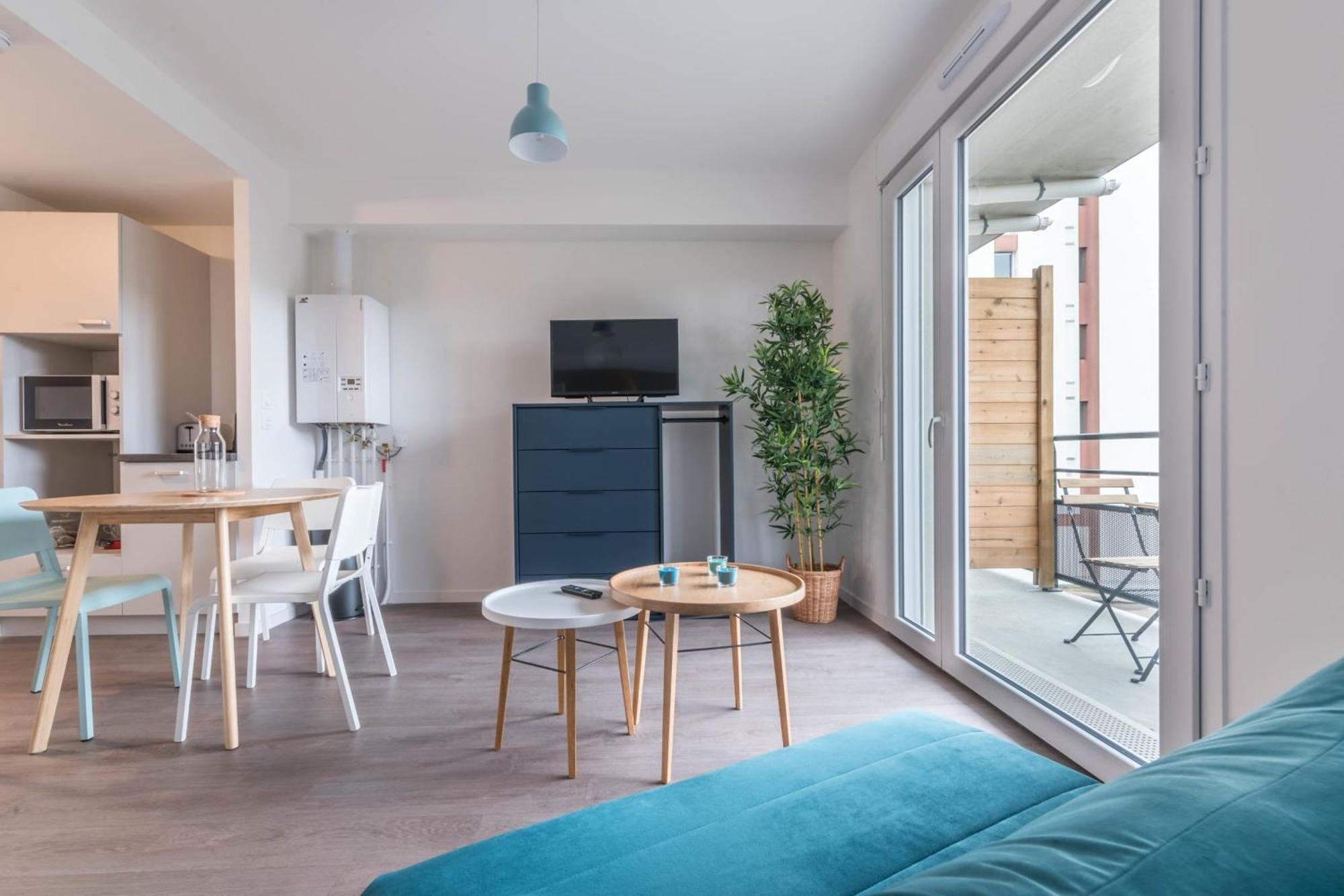Appartement PIERRICK - Studio proche gare, Wifi, arrivée 24 24 à Le Mans Extérieur photo