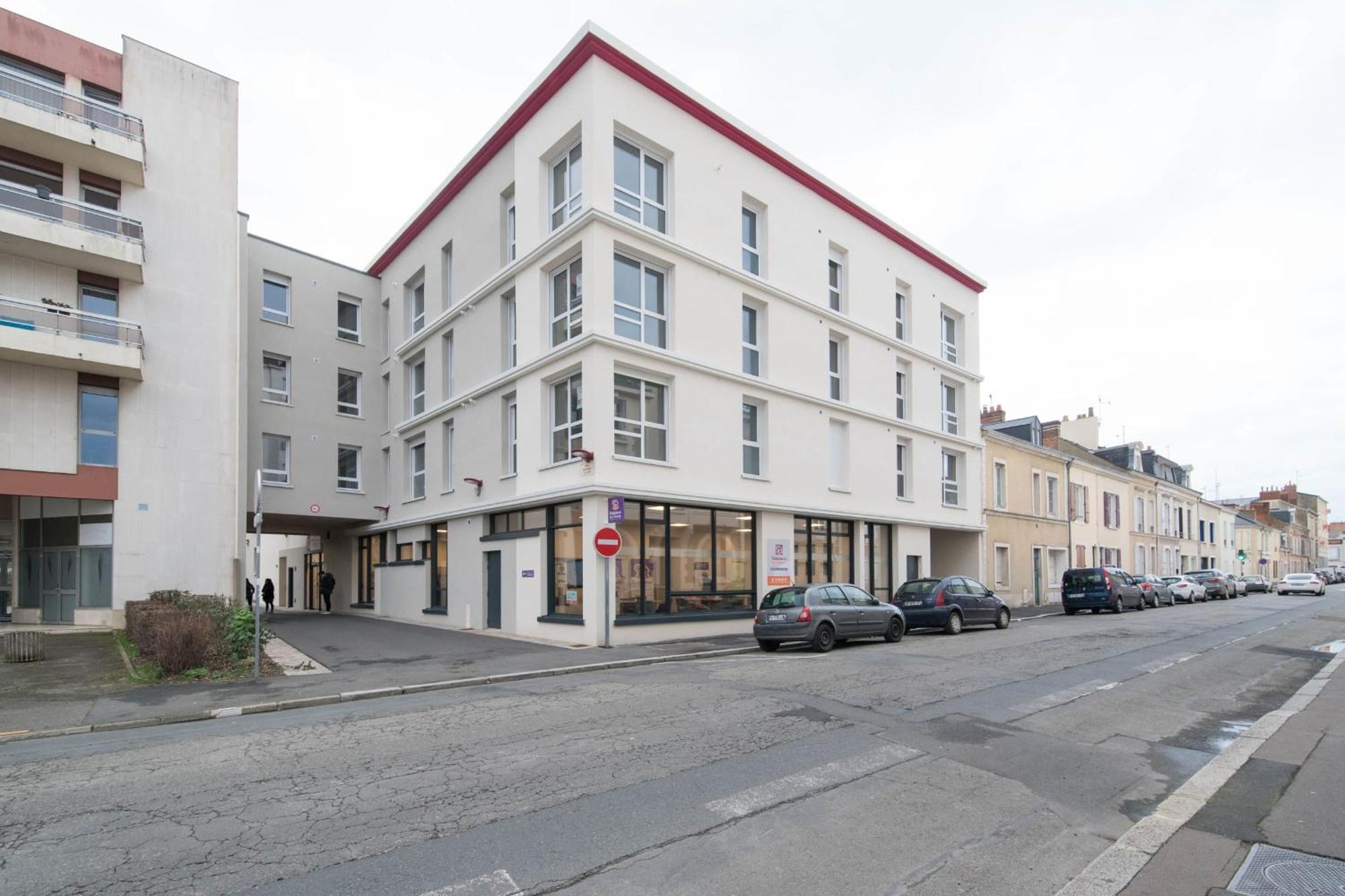 Appartement PIERRICK - Studio proche gare, Wifi, arrivée 24 24 à Le Mans Extérieur photo